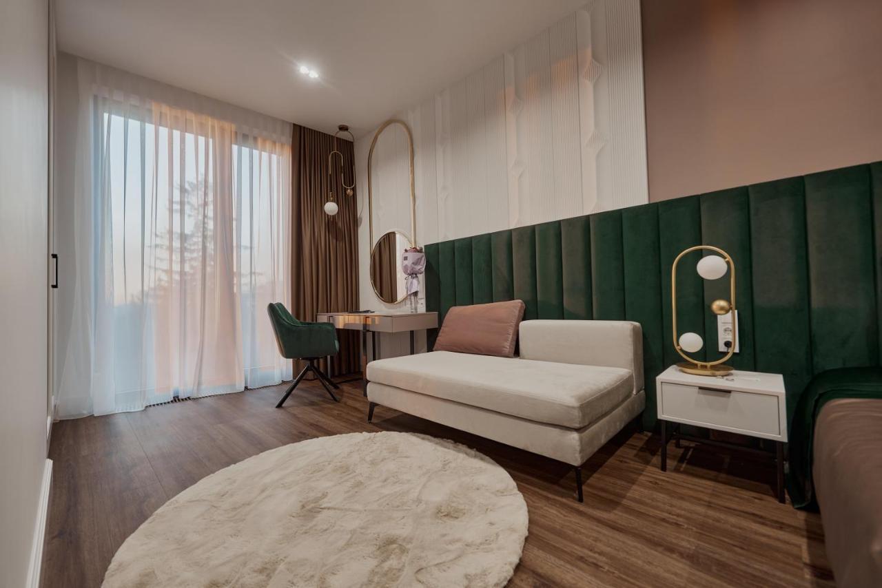 Kostjukowski Apartments Avalon Lvov Exteriér fotografie